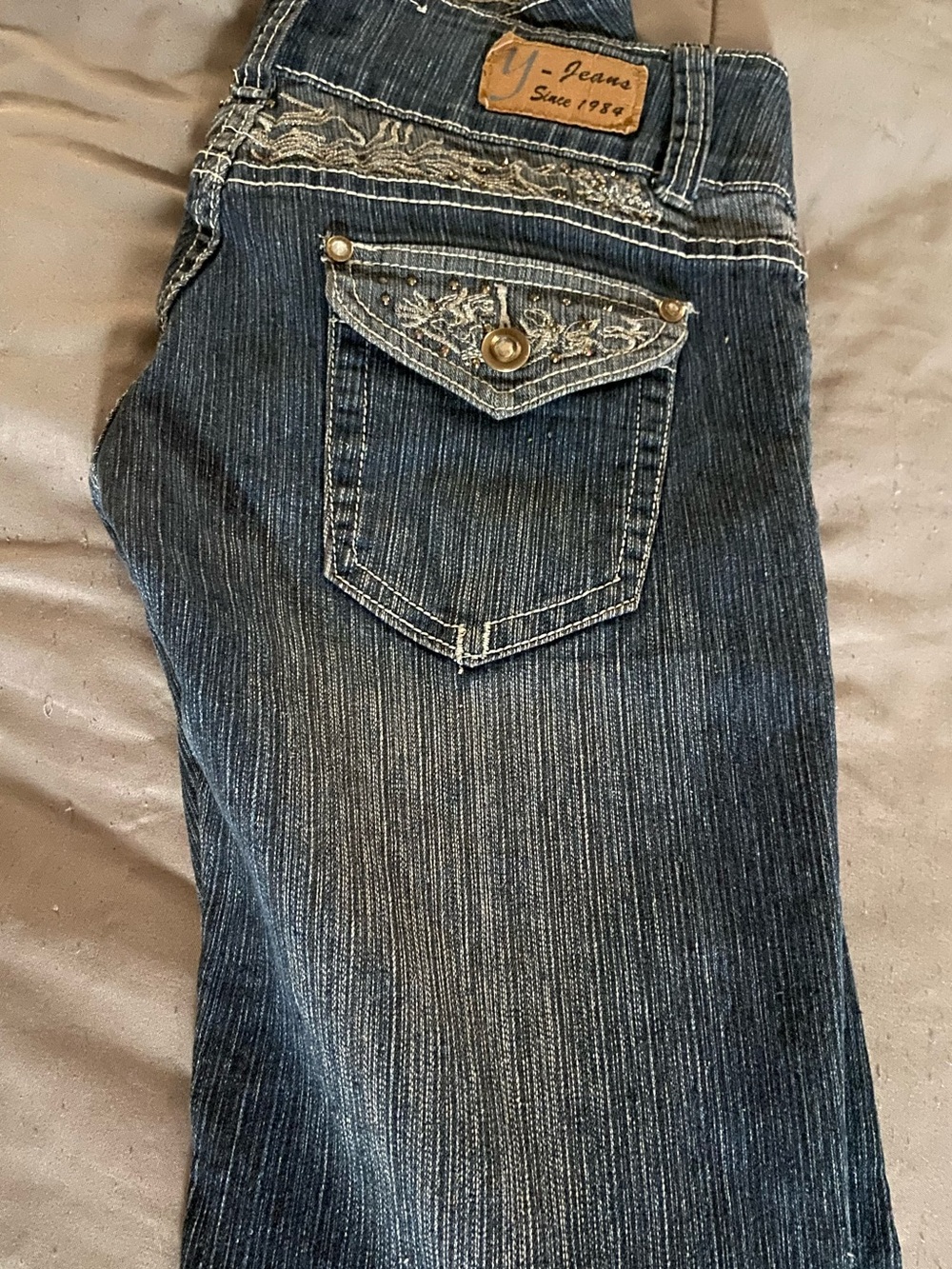 y2k style skinny jeans!